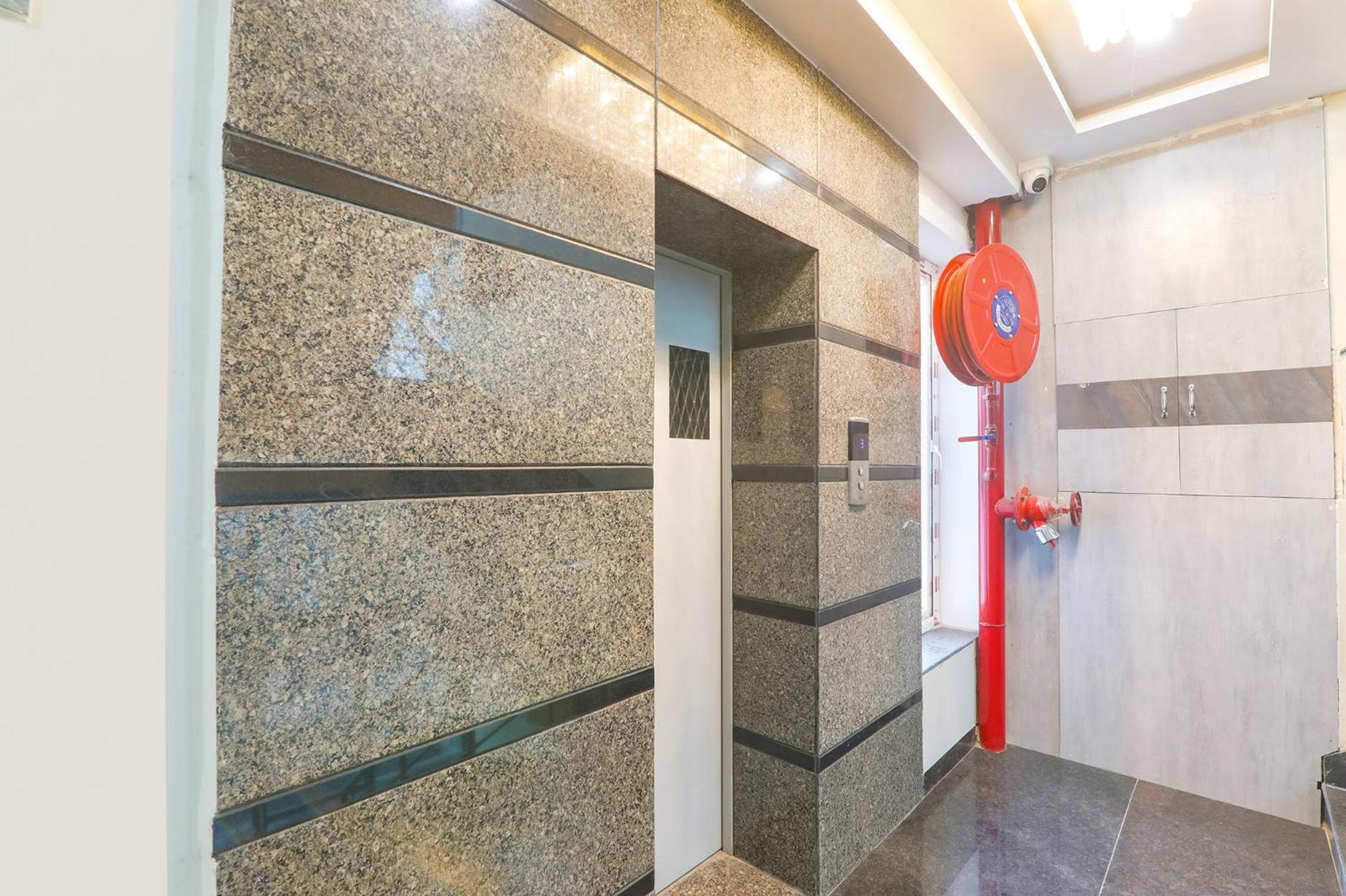 Fabexpress Grand Inn I Chinhat Εξωτερικό φωτογραφία